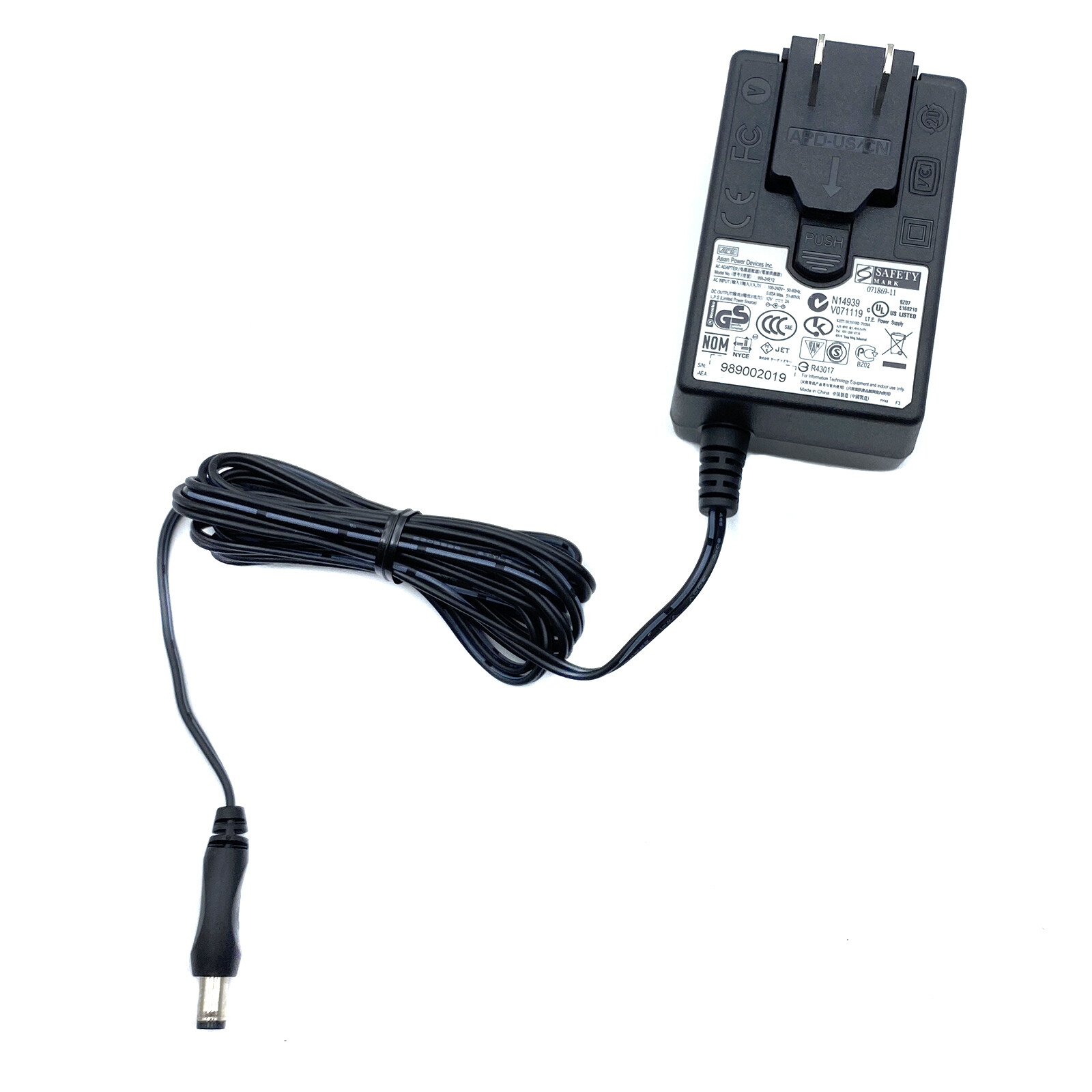 APD WA-24E12 Input: 100-240V~0.65A 50-60Hz 12V 2A 24W Connector 5.5mm